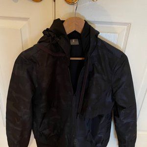 Carrie Underwood, post workout, rain resistant, hooded bomper